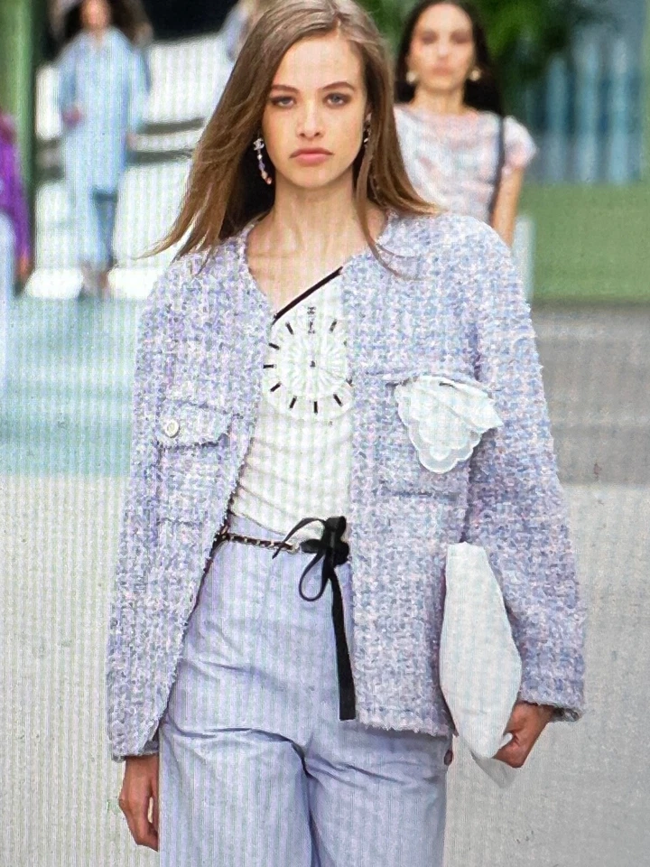 CHANEL 20C NEW TAGS Ecru Top with Beaded Embroidered CLOCK & CC Button FR38-FR40