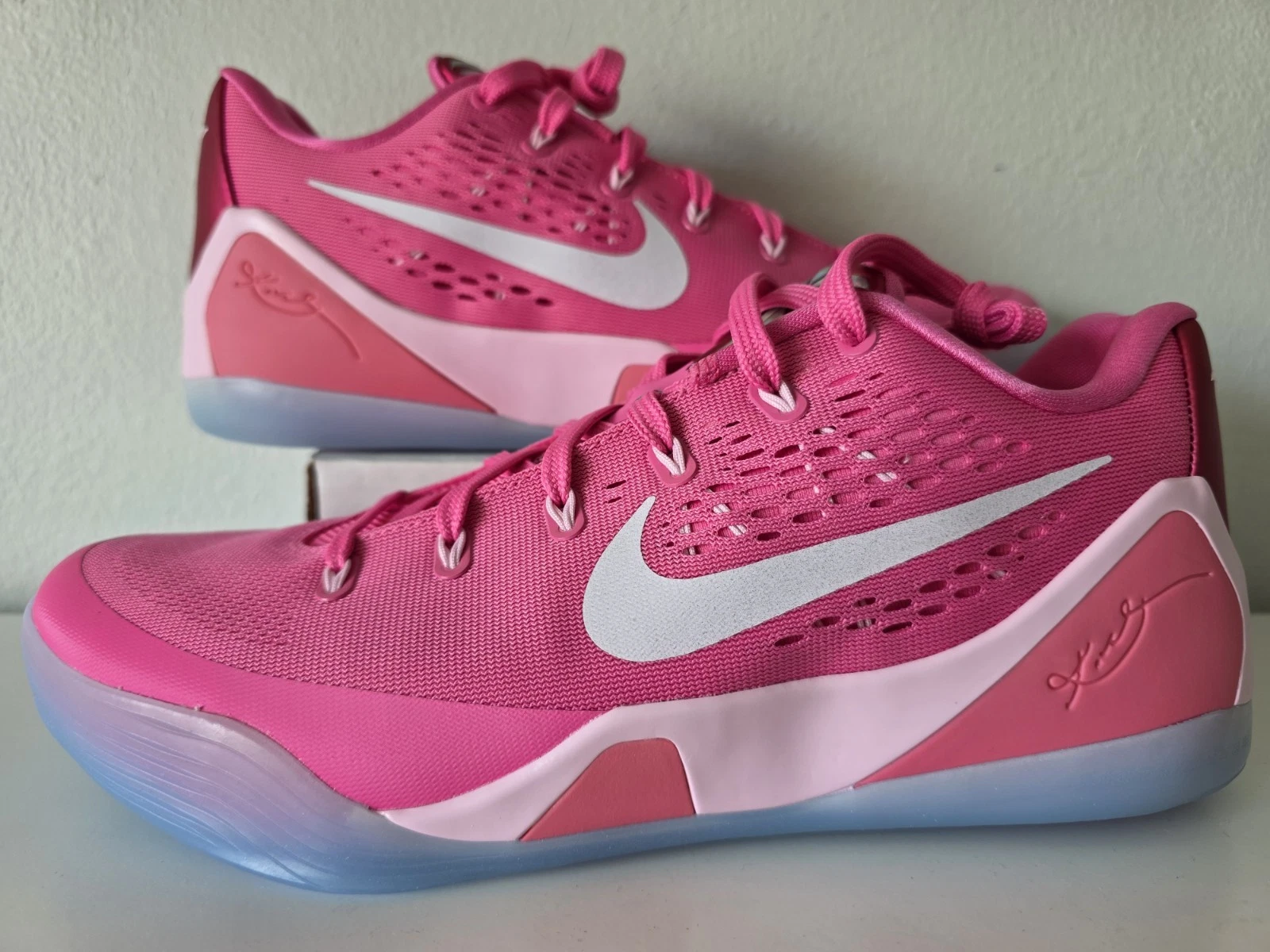 RARE PE Nike Kobe IX 9 EM Protro Think Pink Kay Yow Breast Cancer Shoes Sz 11.5